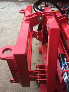 counter balance weights fitted to the machine when a 2.6m high clamp is fitted